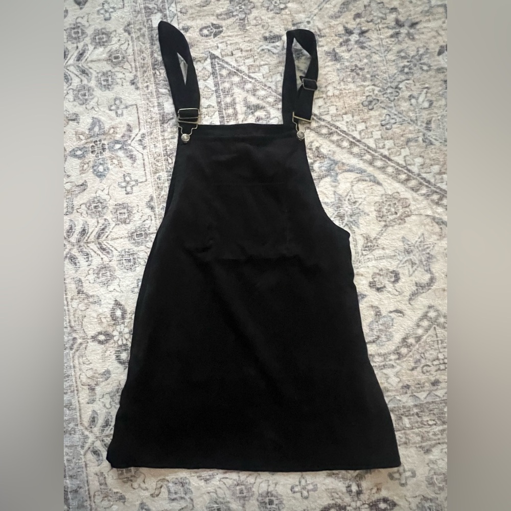Elegant Black Pinafore Dress